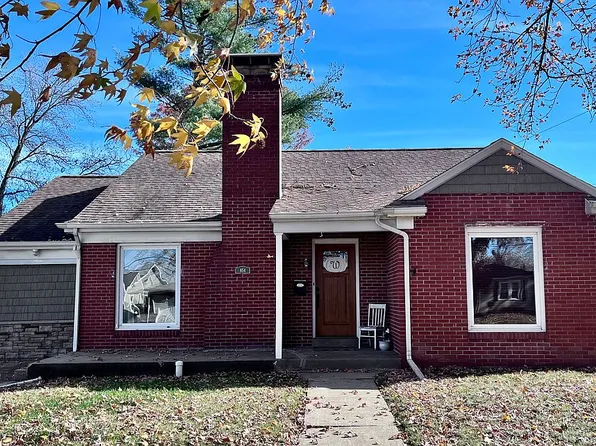 854 S Moore St, Nashville, IL 62263