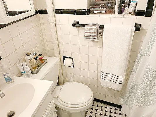 Rented by AJ Clarke | media 19