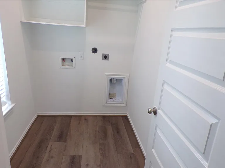 24978 Tidmor Ln — Photo 33