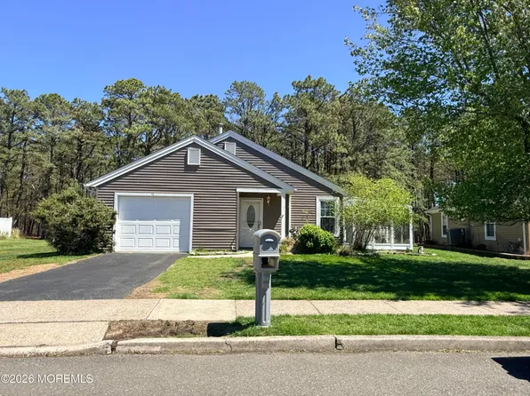 13 Abbey Court, Forked River, NJ 08731