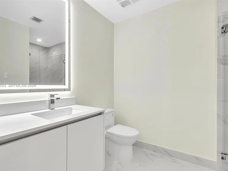 700 NE 24th St #5404 — Photo 47