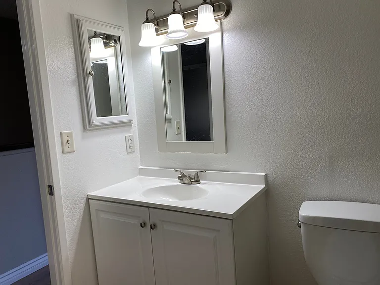 927 S Mountain Ave #80 — Photo 14