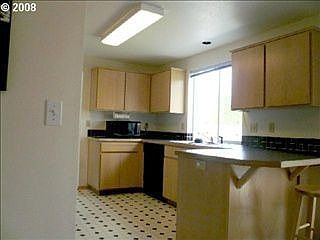 5th image of 6909 SE Ariel St