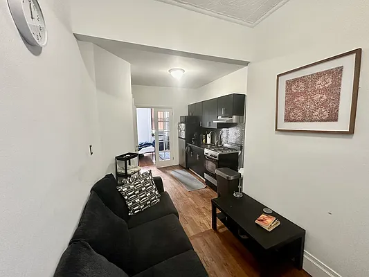 Rented by Building Equity Real Estate LLC | media 4