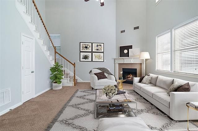 1st image of 8412 Davis Dr