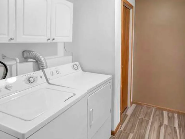 143 Monarch Dr — Photo 11