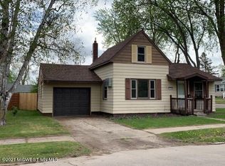 1124 2nd St SW, Wadena, MN 56482
