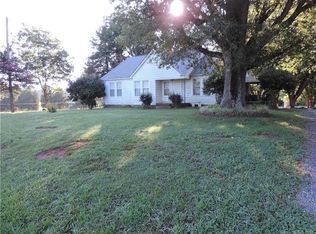 36890 Millingport Rd, New London, NC 28127