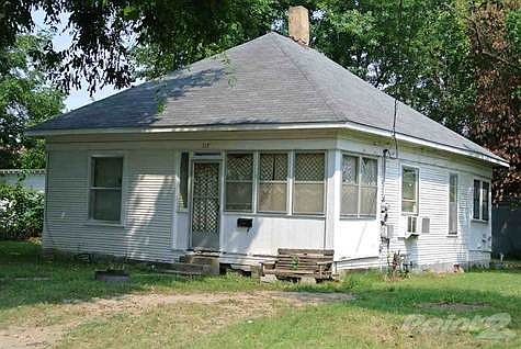1st image of 317 Magnolia Ave