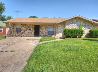 2613 Larchmont Dr, Mesquite, TX 75150