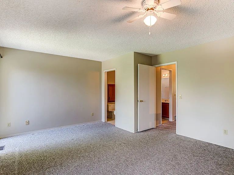 3408 64th St NE — Photo 12