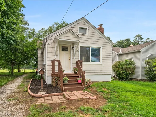 898 Orchard Rd, Willoughby, OH 44094