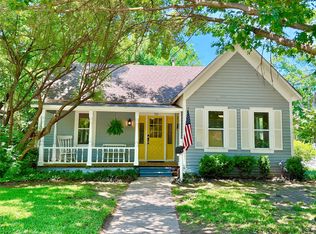 725 Bolivar St, Denton, TX 76201