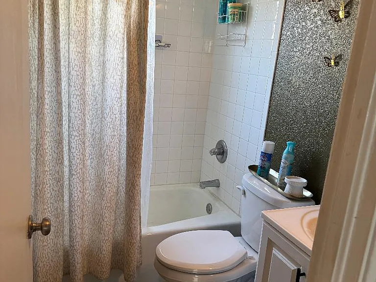 8311 N Alaska St — Photo 3