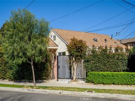 592 South St, Glendale, CA