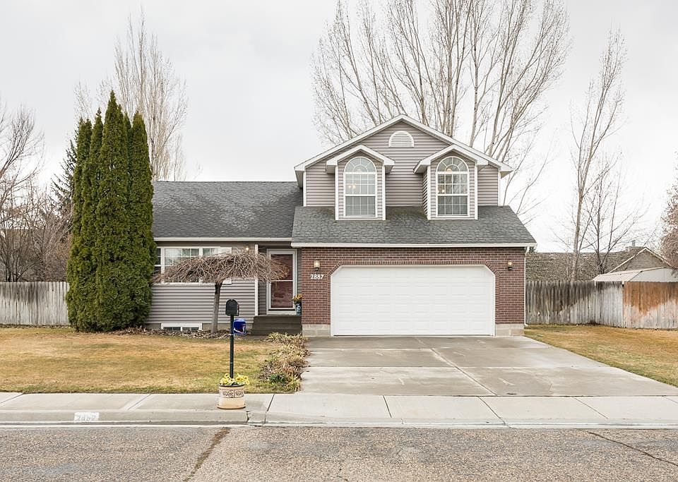 1st image of 2887 Paron Ln