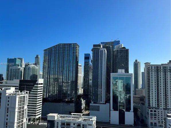 239 SW 9th St #1405, Miami, FL 33130