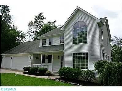 275 Brentwood Dr photo 1
