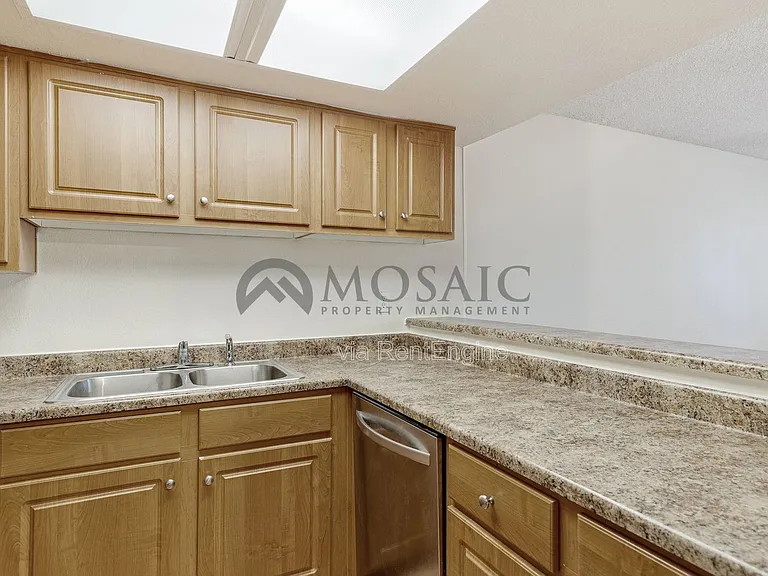 3810 N Maryvale Pkwy #1050 — Photo 6
