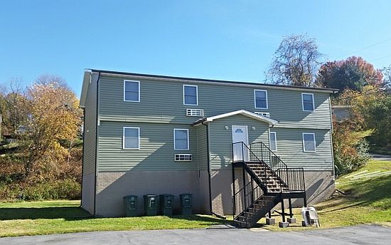 5th image of 627 W C St APT 3