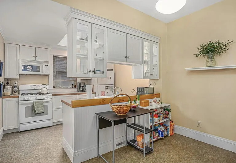 414 Paris Ave SE — Photo 10