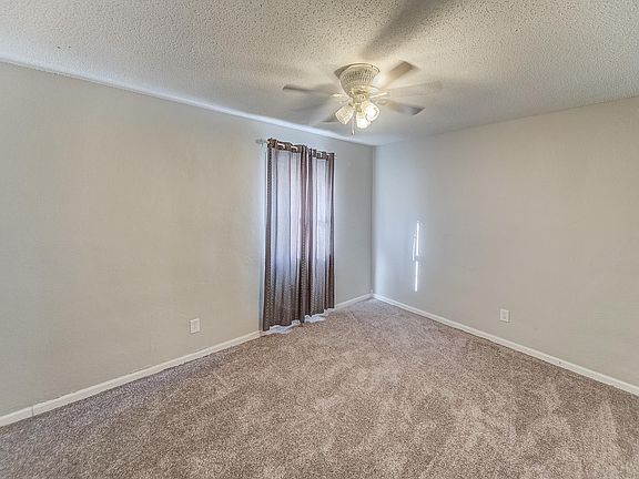 3rd image of 4415 Wabash Ave