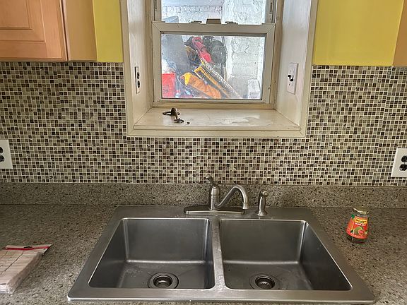 4th image of 3139 Tiemann Ave Floor 1