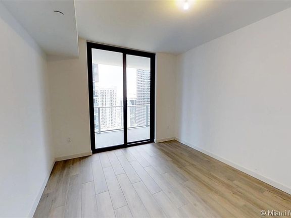 4th image of 1010 Brickell Ave Unit 3209