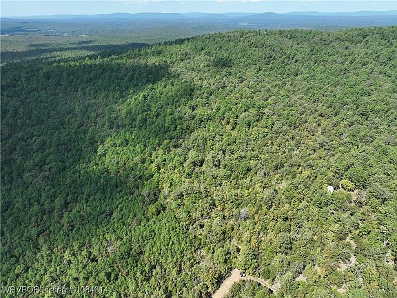 4th image of 42 Bear Creek Rd