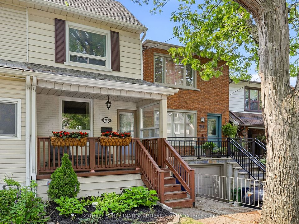 1st image of 213 Oakcrest Ave