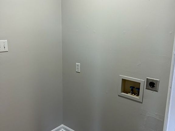 4th image of 430 Gibson Ln #28