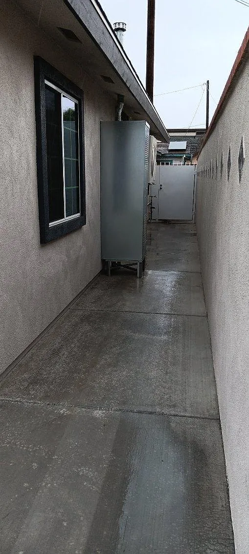 2 bed, 703 sqft, $1,450 — Photo 2