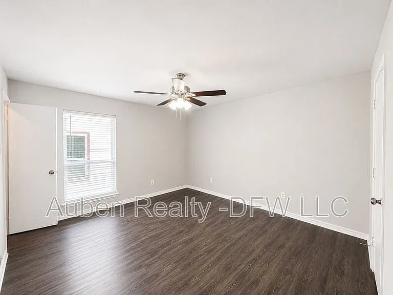 7716 Sable Ln — Photo 8