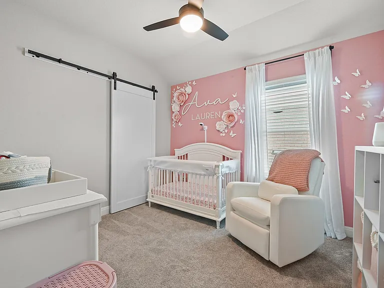 210 Purple Heart Dr — Photo 28