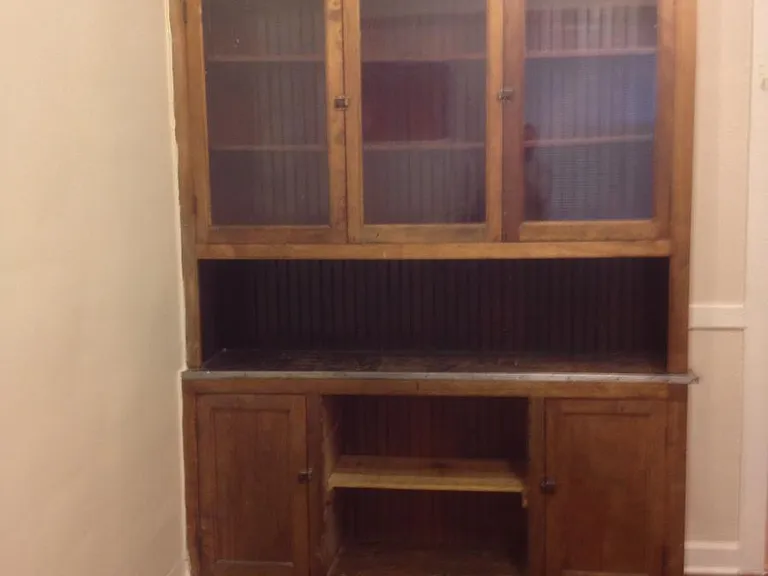 Kitchen hutch