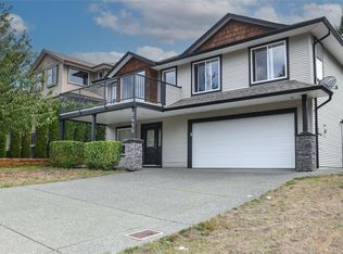 2455 Avro Arrow Dr, Comox, BC V9M 0A6