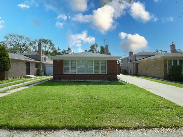 10945 S Lowe Ave, Chicago, IL 60628