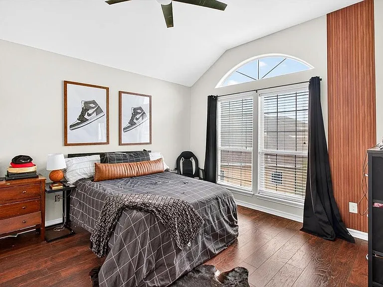 8417 Macarena Dr — Photo 26