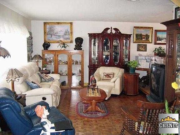 3rd image of 20216 Cedarcreek St