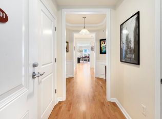 87 Clocktower Dr #401, Waltham, MA 02452