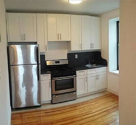 3rd image of 184 Bay 17 St #4H