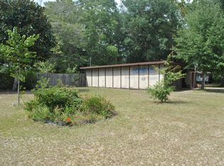 3454 Us Highway 90 W, Defuniak Springs, FL 32433