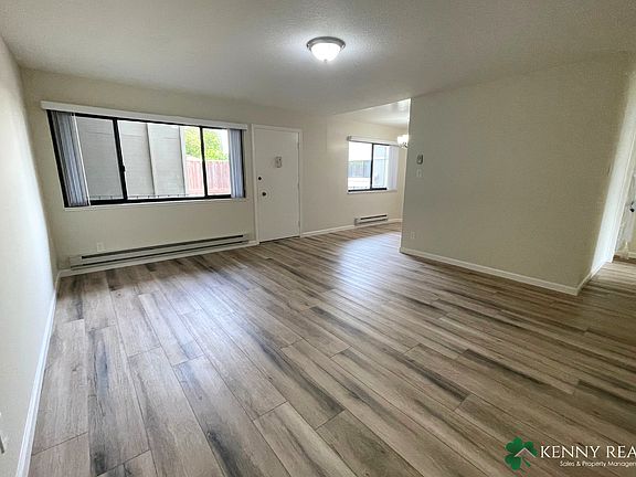 4th image of 390 Alida Way #Mm01-03