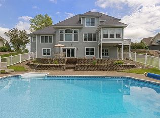 3806 Kindred Way, Lake Elmo, MN 55042