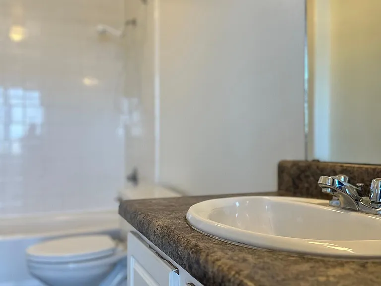 1324 E Lancaster Ave #302 — Photo 8