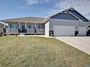 7809 W Noah Cir, Sioux Falls, SD 57106