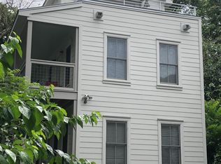 27 Cooper St #B, Charleston, SC 29403