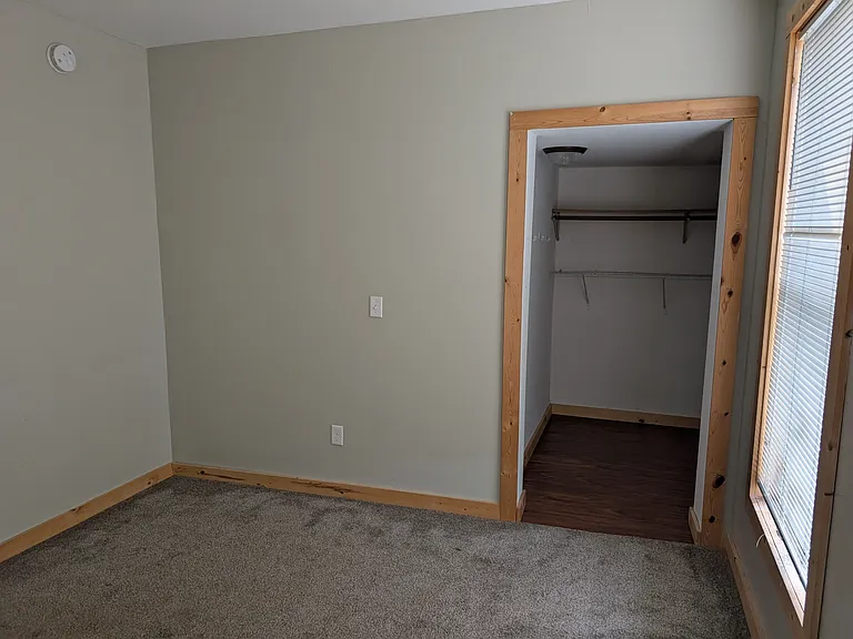 1727 Hughitt Ave — Photo 16