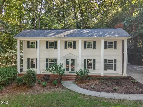 13 Winthrop Ct, Durham, NC 27707