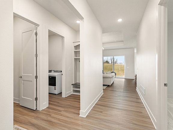 2nd image of 1360 SE Menlo Dr